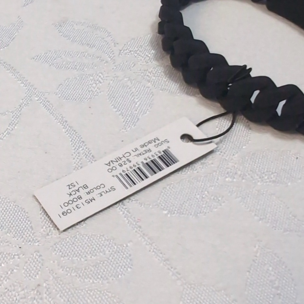 Black Marc by Marc Jacob’s Silicone Bracelet - Picture 2 of 2